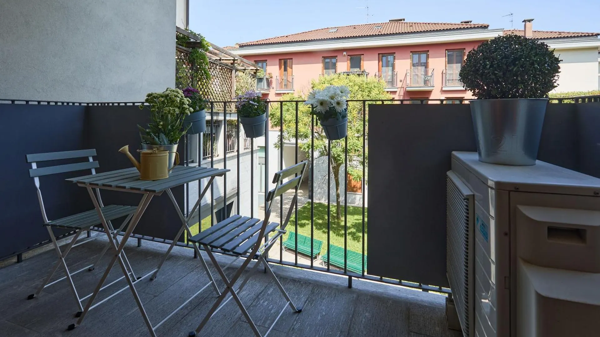 شقة Deluxe Navigli ميلان إيطاليا